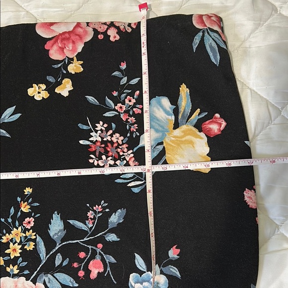 Current Air Pencil Skirt - Picture 3 of 7